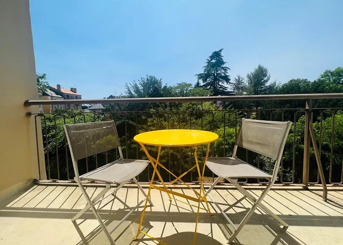 Le Soleil Levant - Beau T3 Moderne Et Lumineux Пуатье