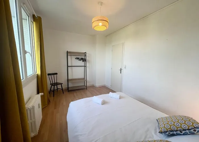 Le Soleil Levant - Beau T3 Moderne Et Lumineux * Пуатье